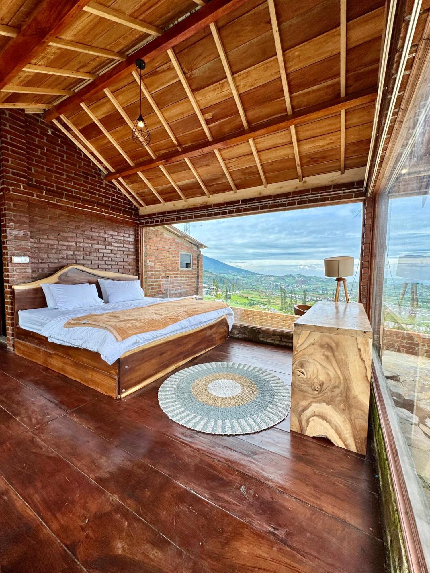 Jolotundo Lodge Banjarnegara Extérieur photo